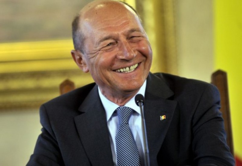 Cum au facut Basescu si Tariceanu comedie in parlament.